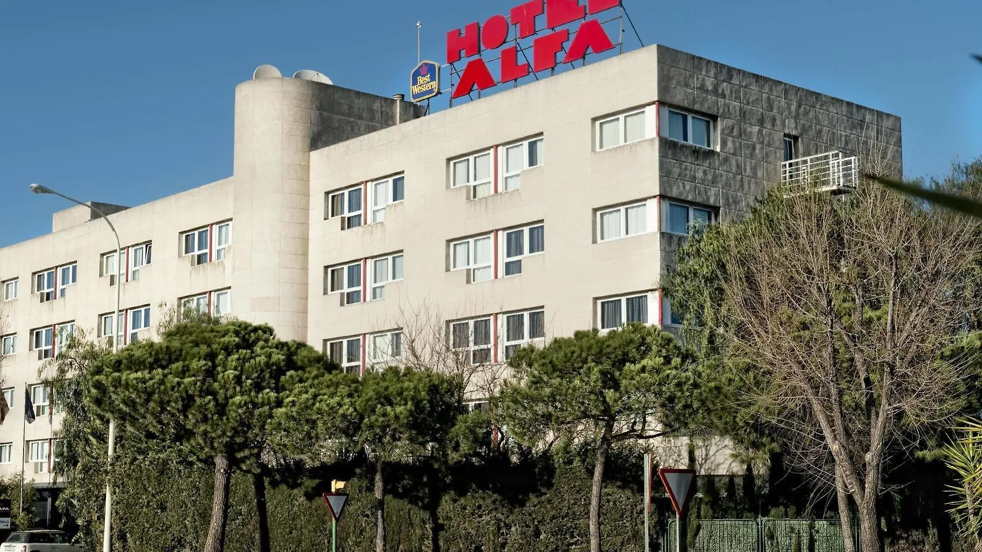 Best Western Plus Hotel Alfa Aeropuerto El Prat de Llobregat