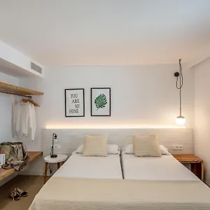 apartamentos-es-pujols-formentera-vacaciones.balearic-islands.net/