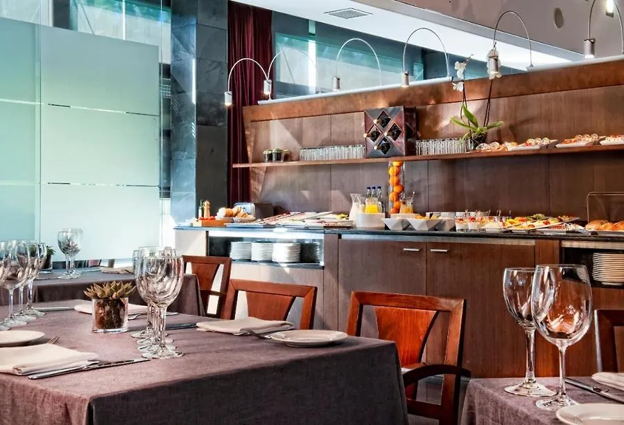 Best Western Plus Hotel Alfa Aeropuerto El Prat de Llobregat 4*,