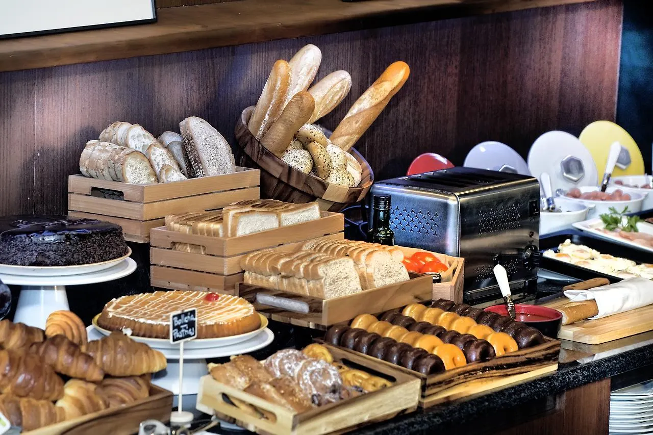 Best Western Plus Hotel Alfa Aeropuerto El Prat de Llobregat